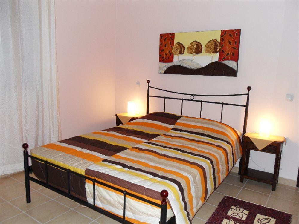 Omorfi Poli 120 Sqm Apartment Nauplia Exterior foto